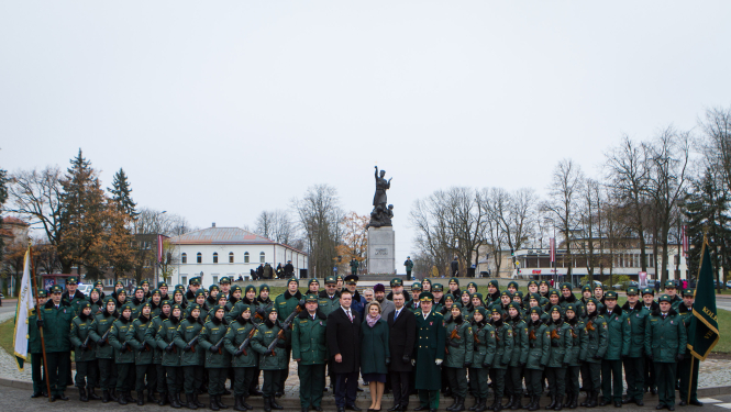 Foto : Kadetu svinīgā zvēresta nodošana, kopbilde