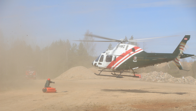 VRS helihopters mācībās