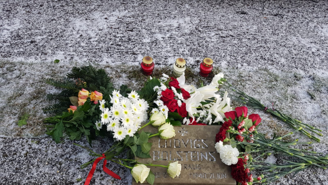 FOTO: Piemiņas pasākums