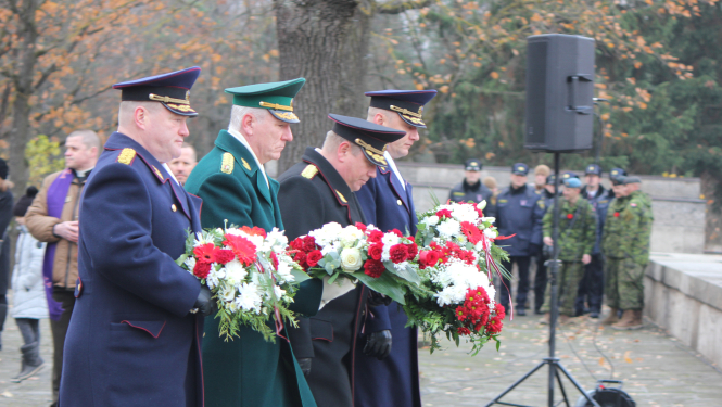 foto: Robežsargi godina Latvijas brīvības cīnītājus un karavīrus
