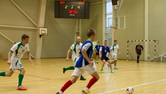 FOTO: Robežsargi piedalās futbola sacensībās