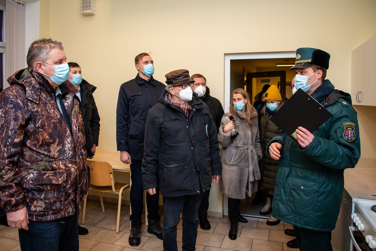 Deputāti kopsēdē apmeklēja Latvijas-Baltkrievijas robežu