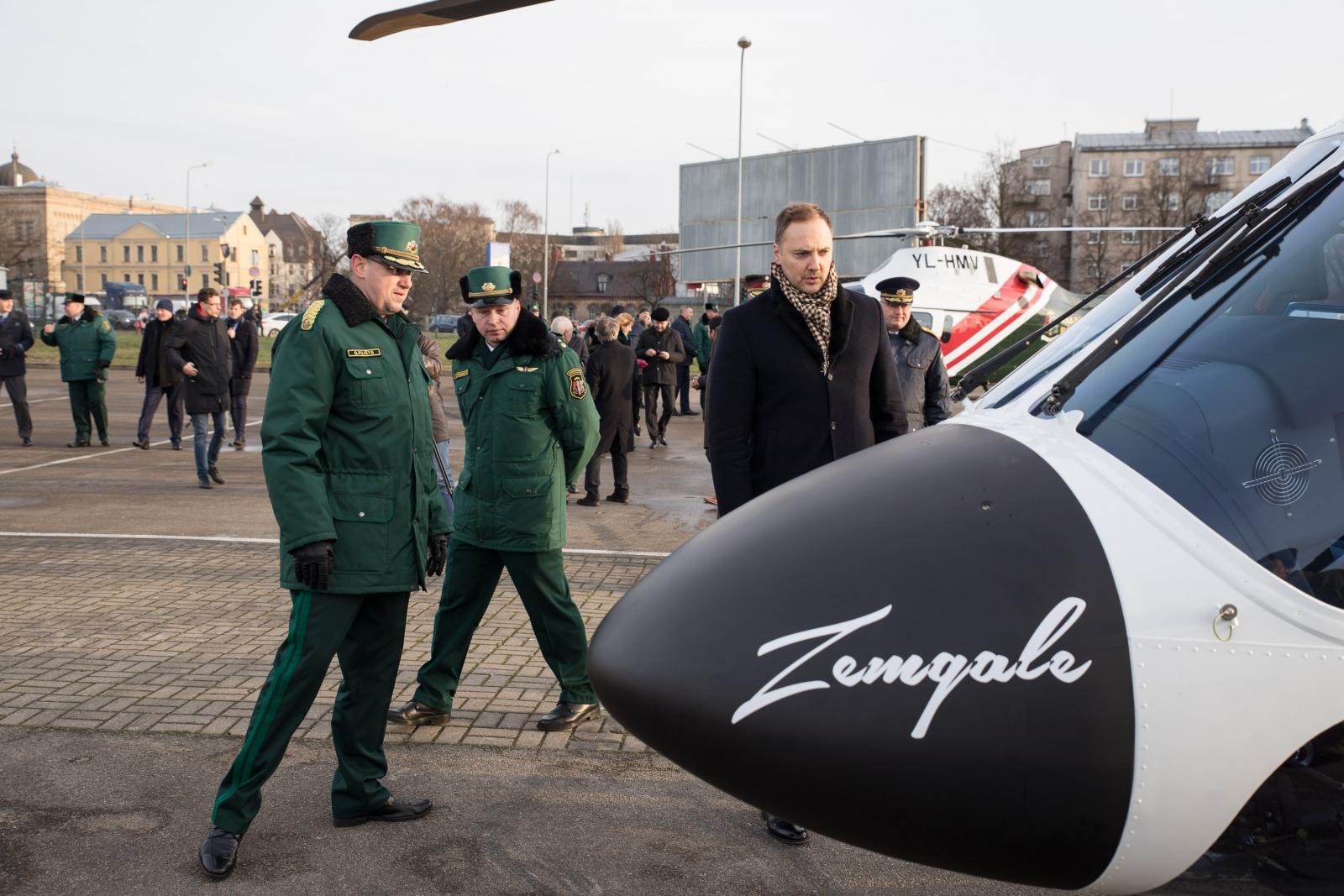 FOTO: Jauno VRS helikopteru un kuteru svinīgais pasākums