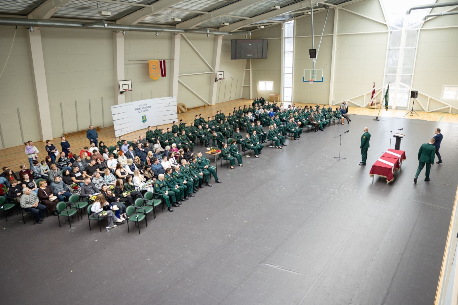 FOTO: Valsts robežsardzes koledžā aizvadīts  programmas „Robežapsardze” 45. izlaidums