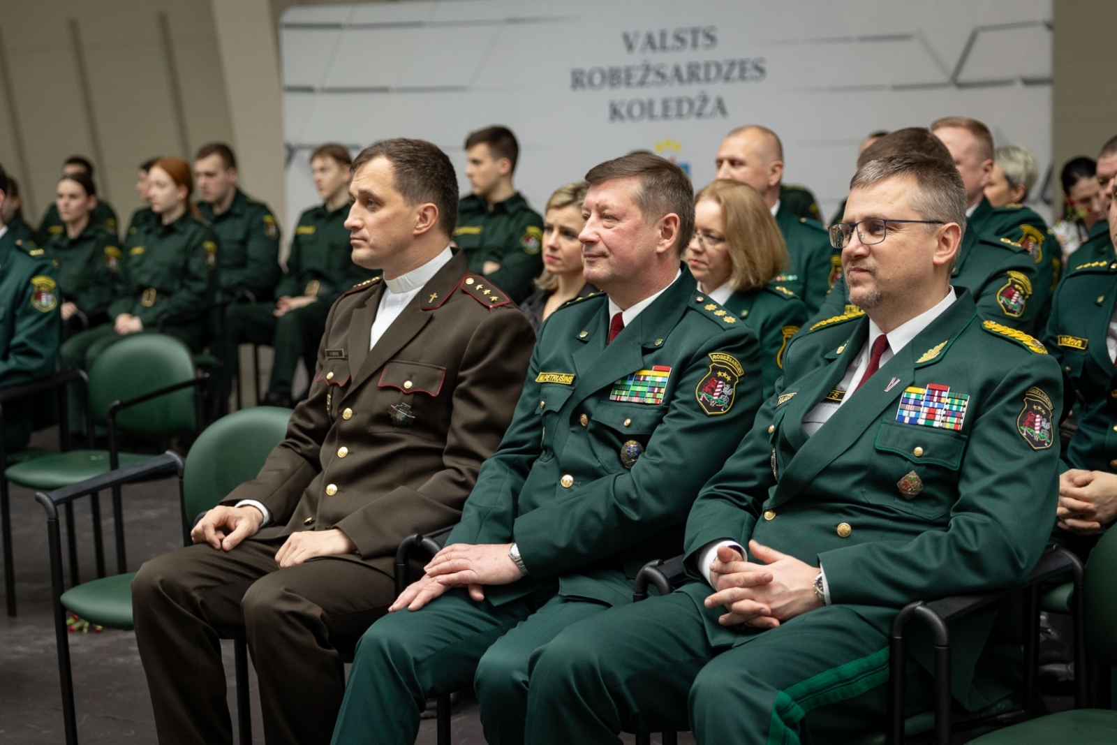 FOTO: Valsts robežsardzes koledžā aizvadīts  programmas „Robežapsardze” 45. izlaidums