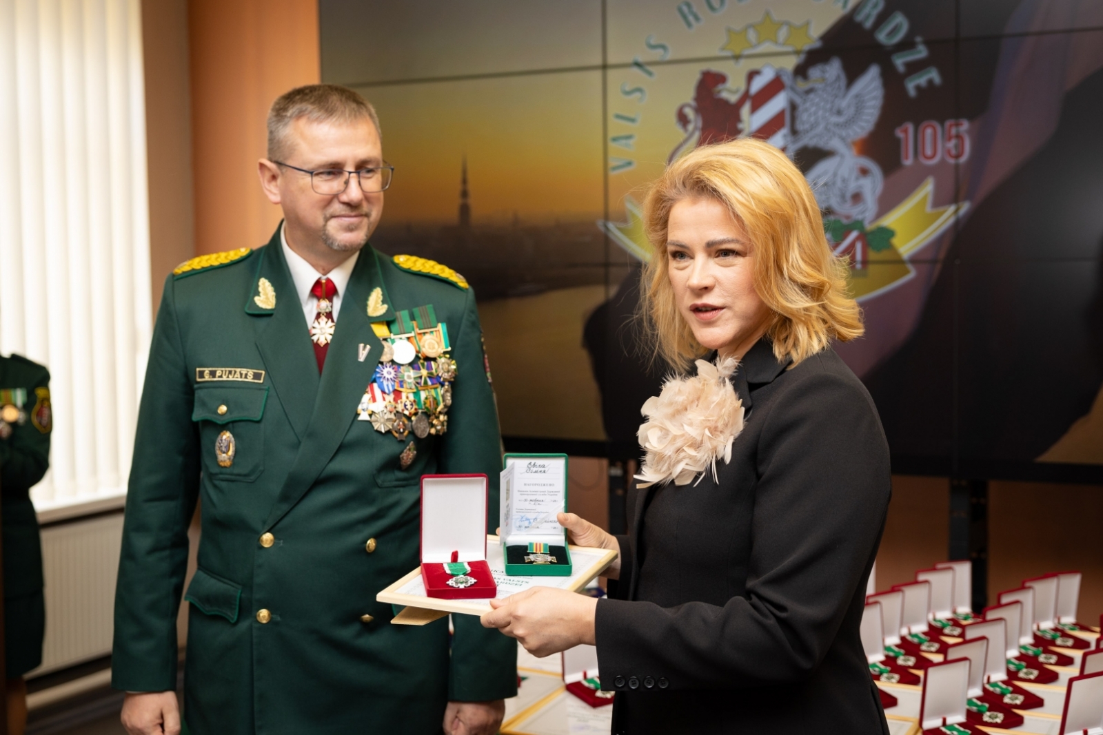 FOTO: Apbalvošanas sanāksme