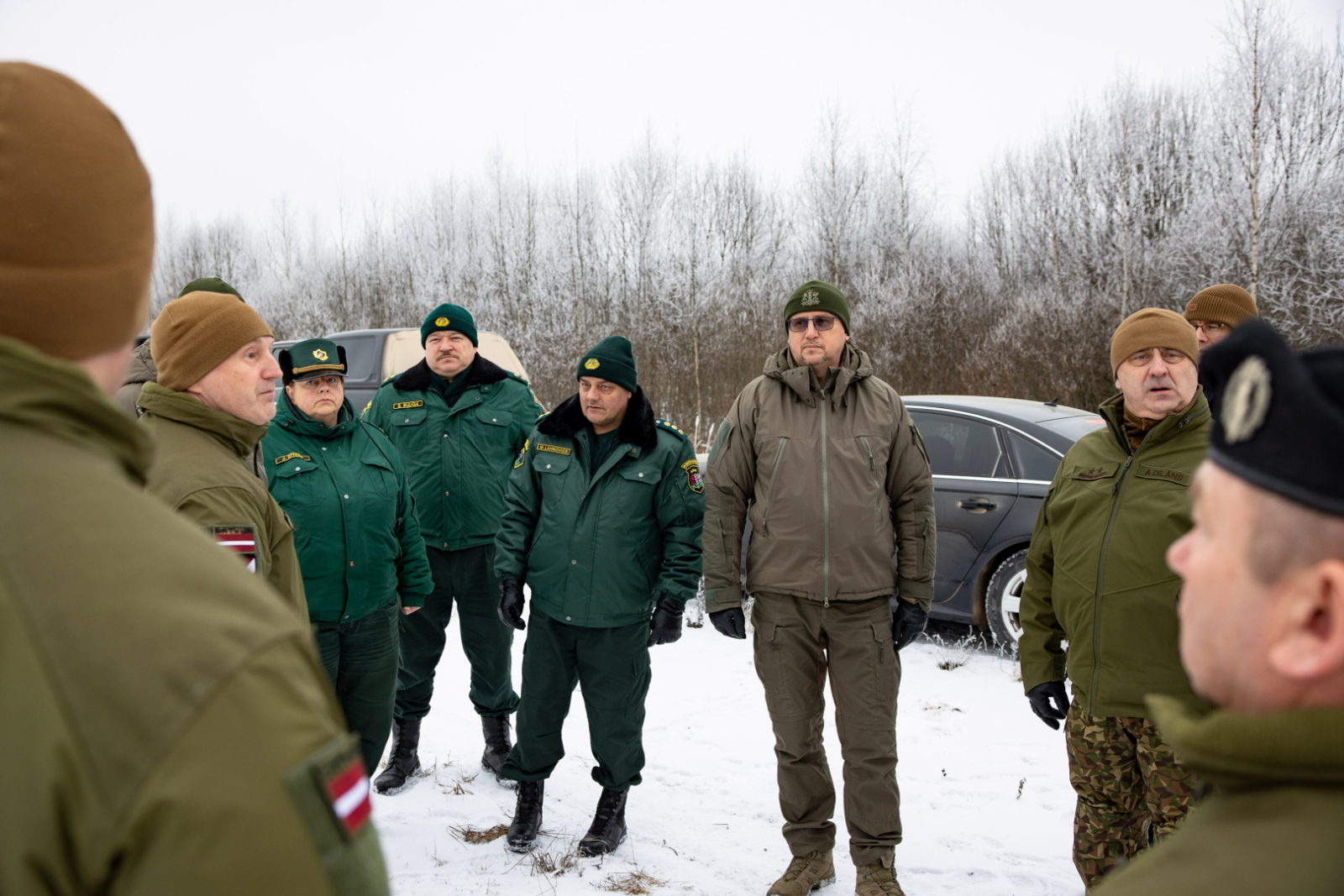 FOTO: Aizsardzības ministrijas pārstāvji apmeklē robežu