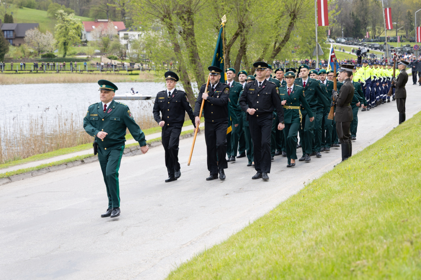 FOTO: Militārā parāde