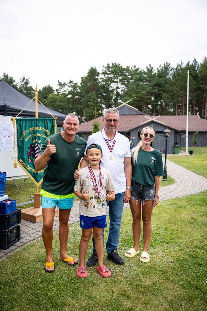 FOTO: Sporta sezonas noslēguma sacensības