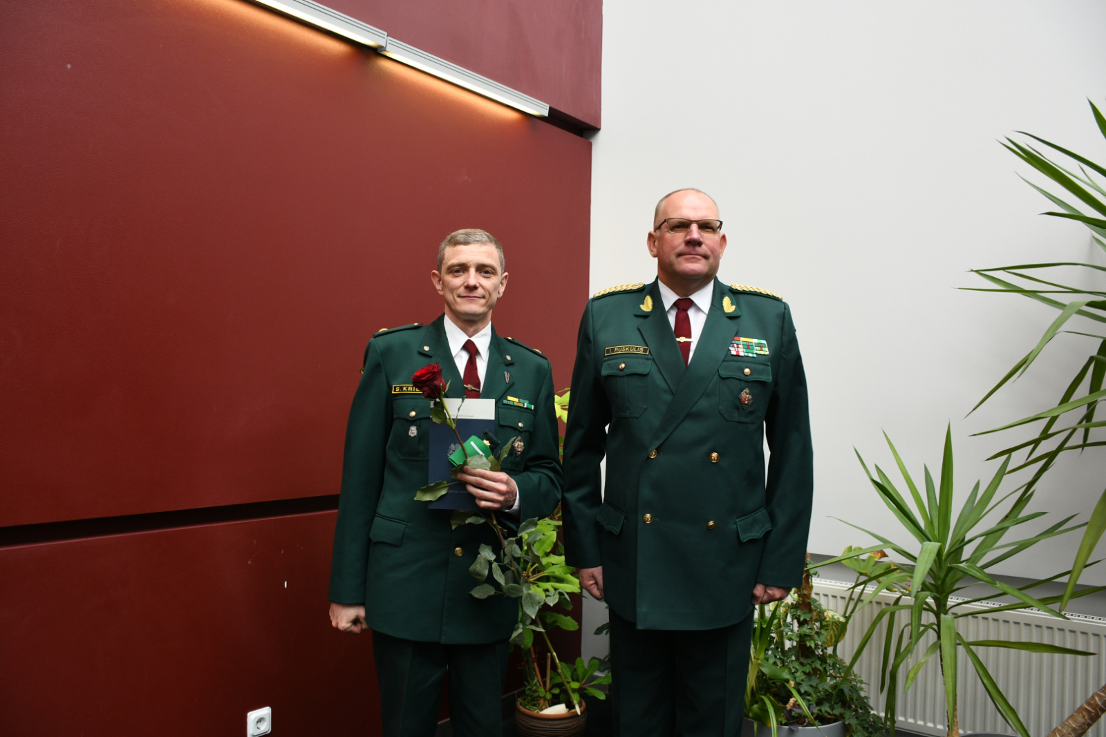 FOTO: Apbalvošana ministrijā