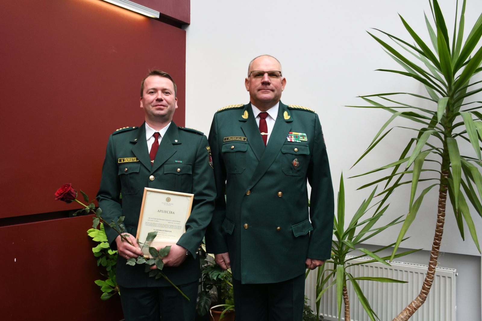 FOTO: Apbalvošana ministrijā