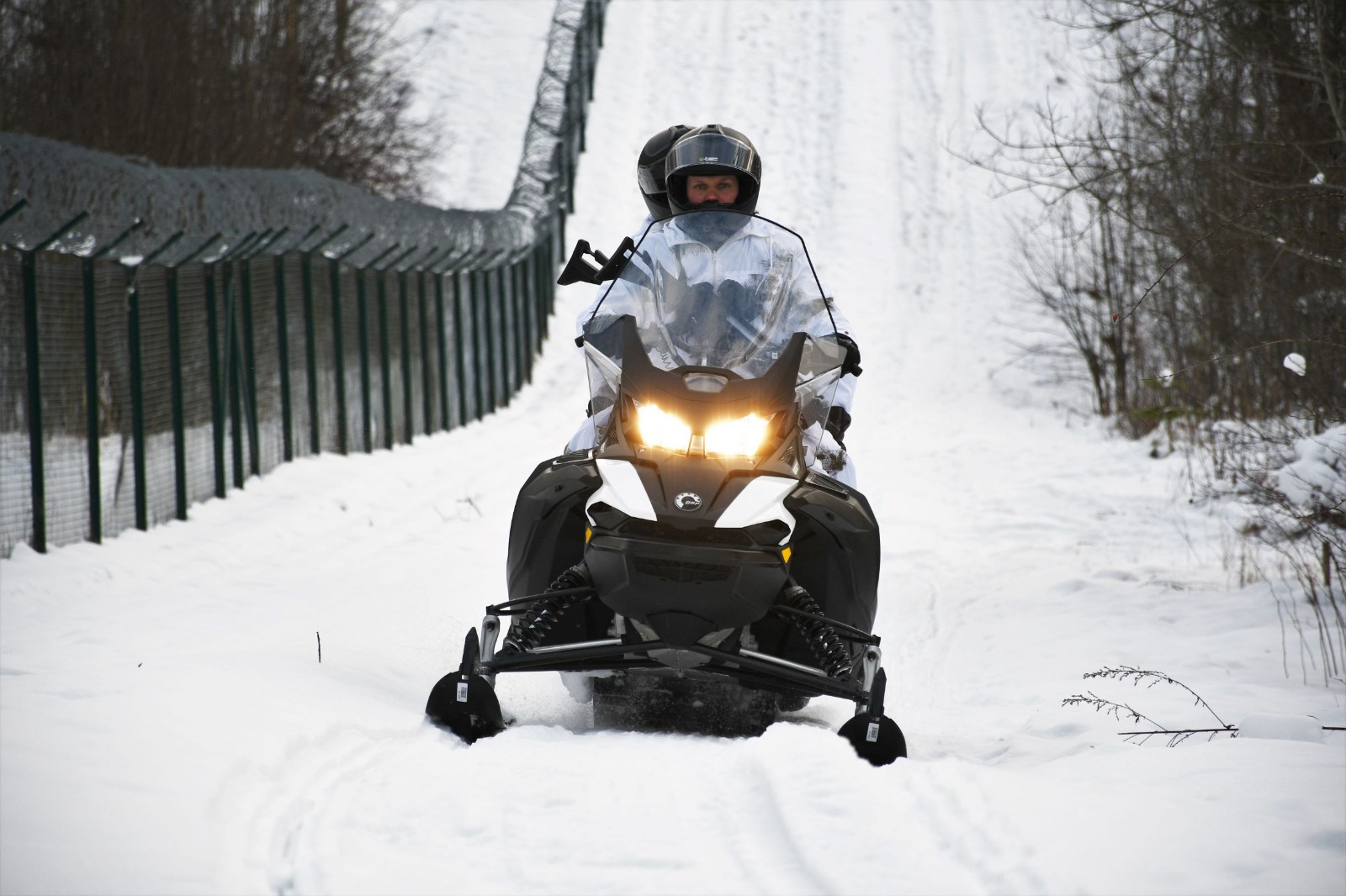 sniega motocikls
