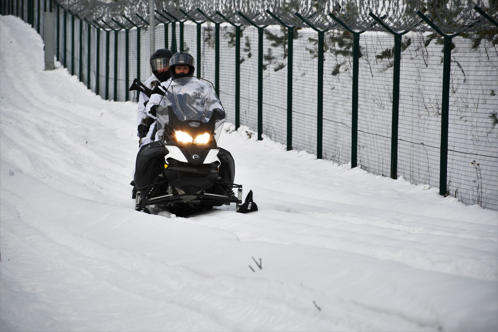 sniega motocikls
