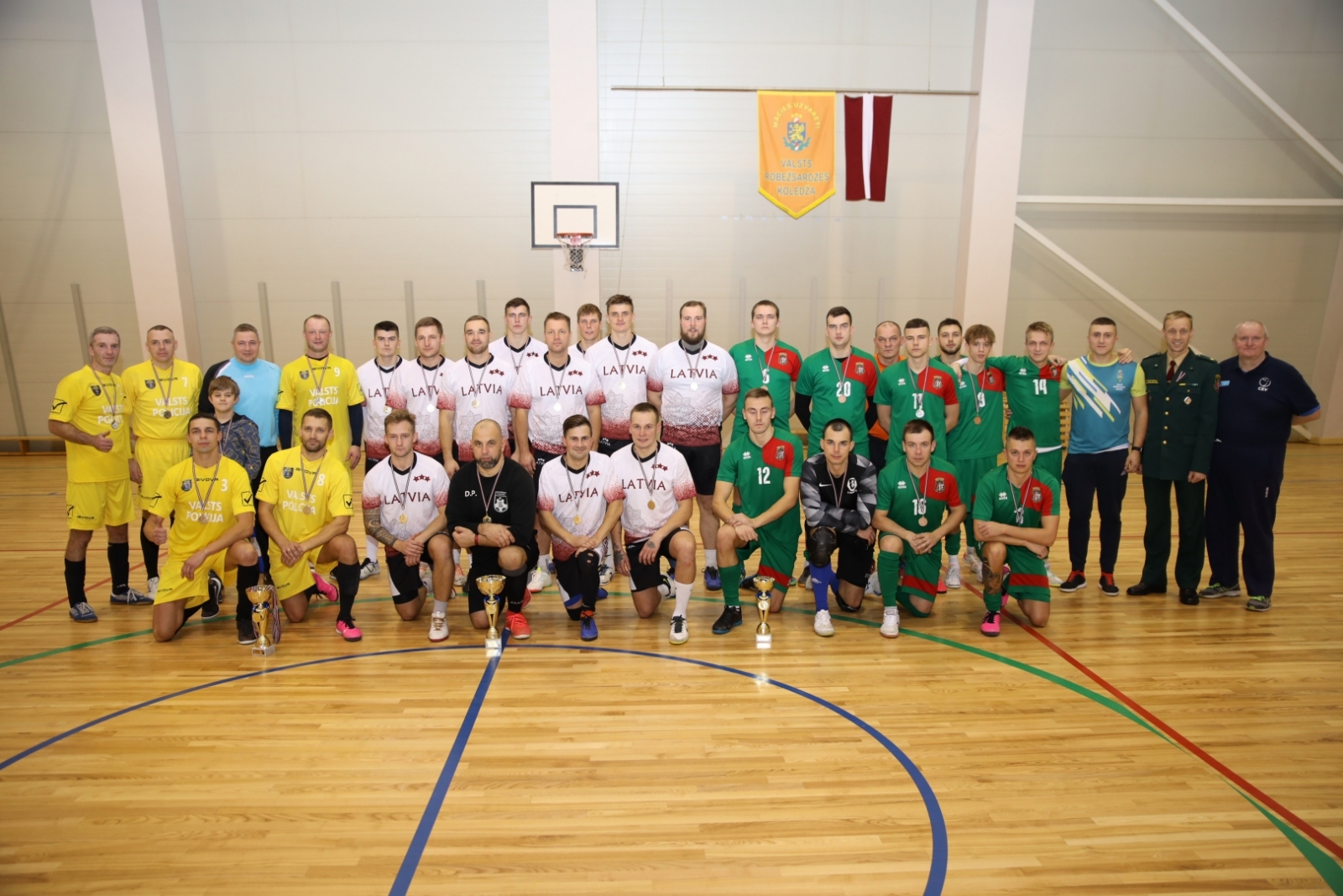 fUTBOLS