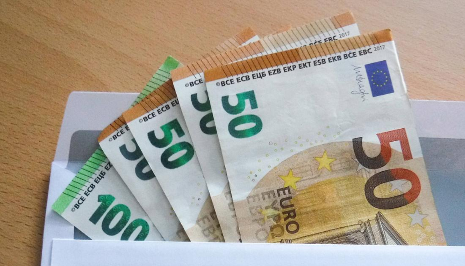 300 eiro