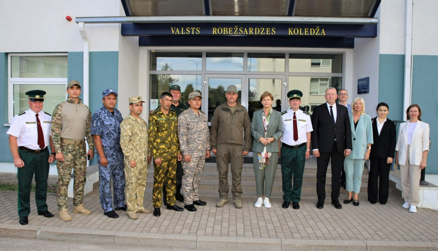 FOTO: Ārlietu ministre VRK
