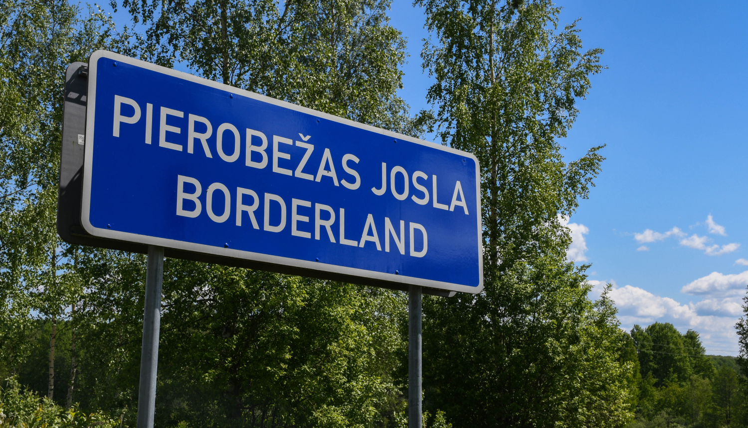 FOTO: Pierobežas joslas zīme