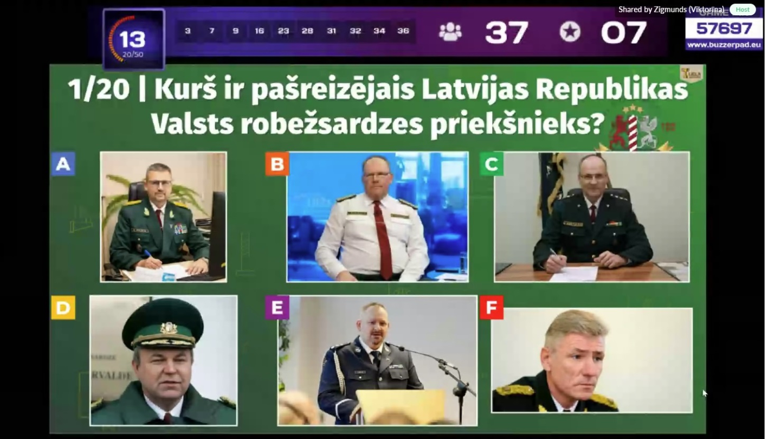 FOTO: Erudīcijas spēle