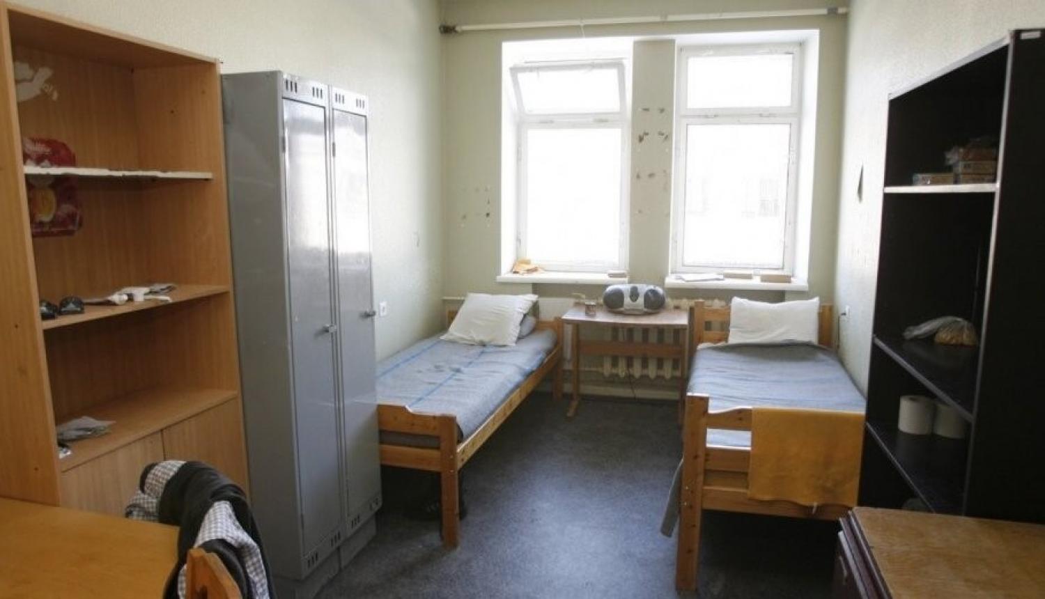 FOTO: Aizturēto ārzemnieku izmitināšanas centrs