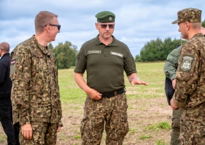 FOTO: Valsts prezidents apmeklē robežu