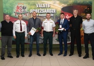 FOTO: VRS vadība pasniedz apbalvojumus olimpiešiem