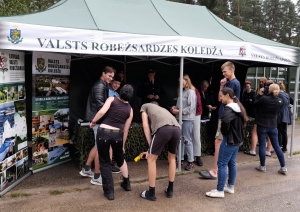 Informatīvais pasākums Valsts aizsardzības mācības vasaras nometnē Alūksnē
