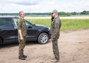 FOTO:  Valsts prezidents Edgars Rinkēvičs apmeklē Latvijas austrumu robežu 