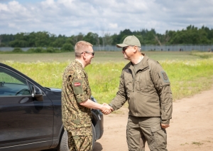 FOTO:  Valsts prezidents Edgars Rinkēvičs apmeklē Latvijas austrumu robežu 