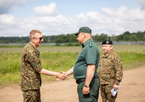 FOTO:  Valsts prezidents Edgars Rinkēvičs apmeklē Latvijas austrumu robežu 