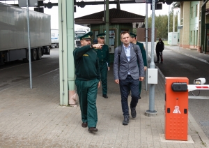 FOTO: Frontex aģentūras sadarbības koordinators apmeklē Latvijas – Krievijas ārējo robežu