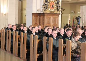 Foto: 11.novembrī, godinot Latvijas brīvības cīnītājus un karavīrus, visā Latvijā atzīmē Lāčplēša dienu.