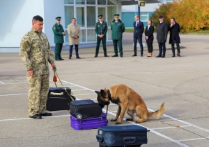 Pieci kinologi no Centrālāzijas valstīm saņēma apliecības