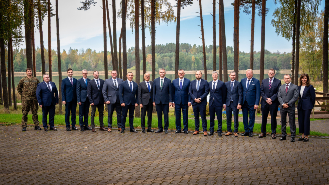 FOTO: Dalībnieku kopbilde