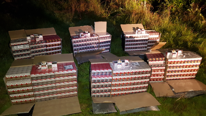 Foto: Kontrabandas cigaretes