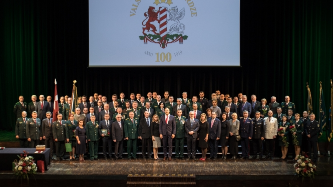 FOTO: VRS 100. gadadienas kopbilde