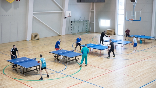 FOTO: Sacensības galda tenisā