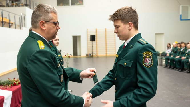 FOTO: Valsts robežsardzes koledžā aizvadīts  programmas „Robežapsardze” 45. izlaidums