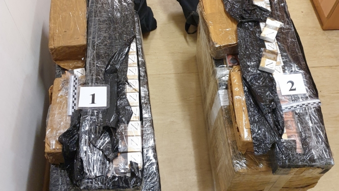 Robežsargi izņem 50 000 kontrabandas cigarešu