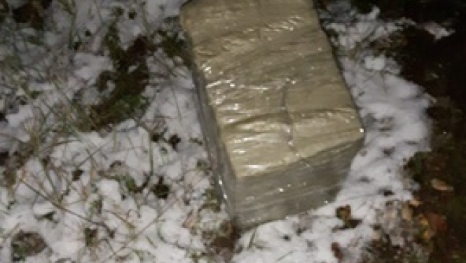 Robežsargi izņem 30 000 kontrabandas cigarešu 