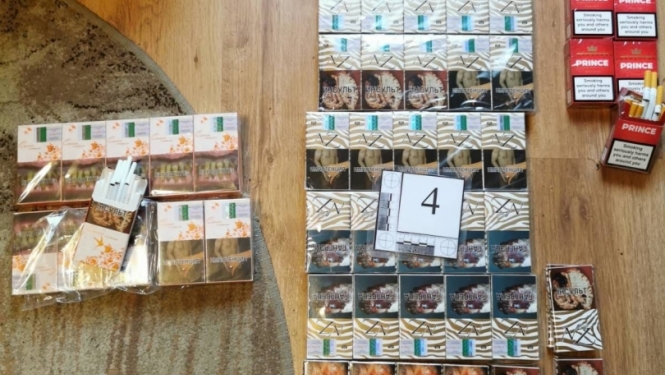 Robežsargi saistībā ar tabakas izstrādājumu nelikumīgu apriti aiztur divas personas