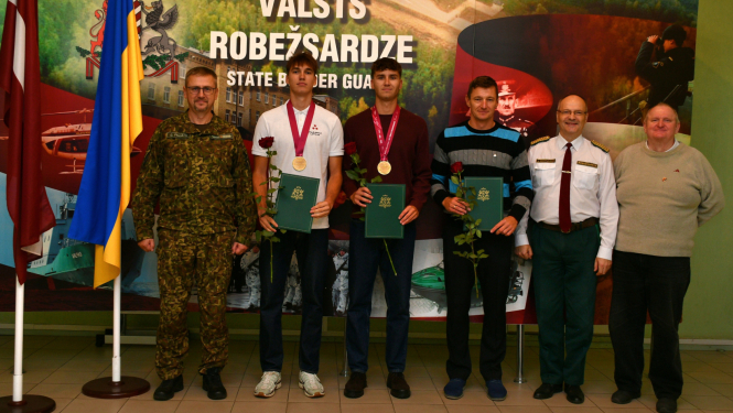 FOTO: VRS priekšnieks ar sportistiem