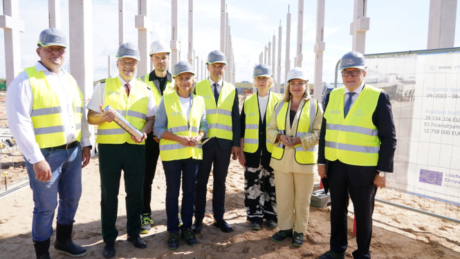 FOTO: Kapsulas ierakšanas kopfoto