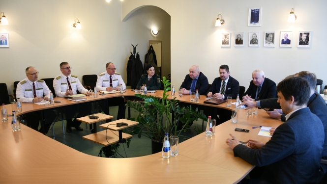 FOTO: Saeimas komisijas sēde