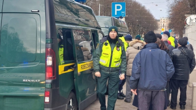 FOTO: Robežsargs veic dienesta pienākumus