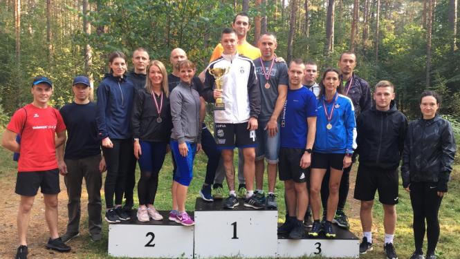 FOTO: Iekšlietu ministrijas vieglatlētikas krosa sacensību dalībnieki