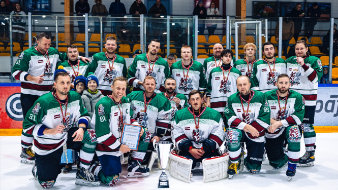 FOTO: Hokeja komanda