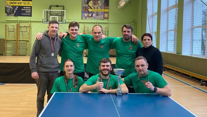 FOTO: Iekšlietu ministrijas čempionāta galda tenisā sacensību dalībnieki