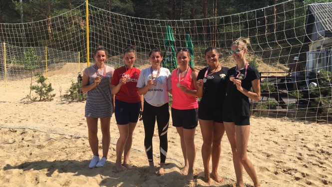 FOTO: VRS pārstāvji Iekšlietu ministrijas atklātā čempionāta sacensībās pludmales volejbolā