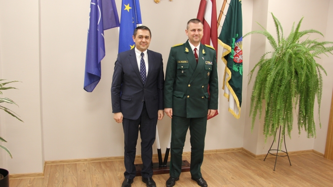 FOTO: Tikšanās ar Uzbekistānas vēstnieku