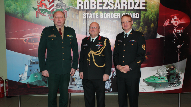 FOTO: Kanādas militārā atašeja vizīte Valsts robežsardzē